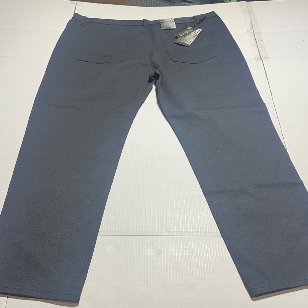NWT Denim Studio dressy slim fit black pants with a slight shimmer 46/32 pockets - Picture 8 of 12